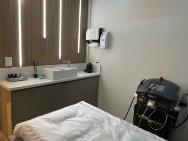 Clinica de Estética, Cirurgião Plástico, Lipoaspiração, lipo HD, Alta Definição, barriga de tanquinho, São Paulo SP